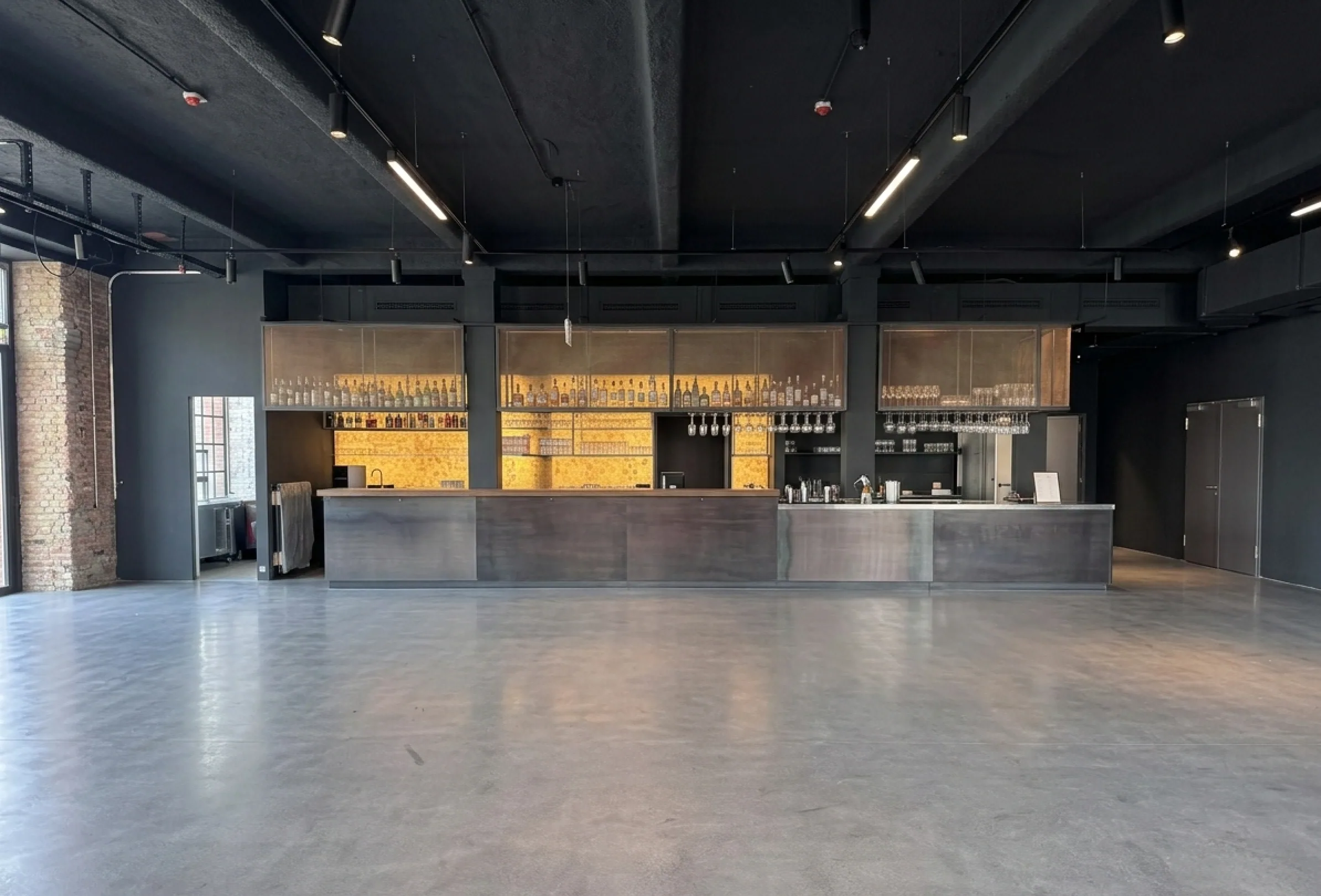 Bar in the Anna Spree foyer — event venue Berlin-Charlottenburg